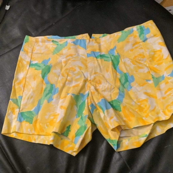Lilly Pulitzer shorts - Picture 1 of 1